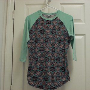 LulaRoe 3/4 Raglan Sleeve Green Print Top size XXS
